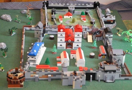 „Karanténkreatív” - legóból építette meg Eger várát egy fehérvári családapa